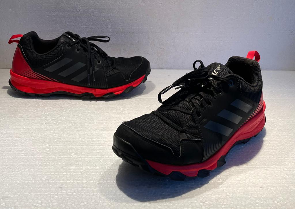 Adidas Terrex sport schoenen trial wandelen zwart 42 2/3, Ophalen of Verzenden, Zo goed als nieuw, Schoenen