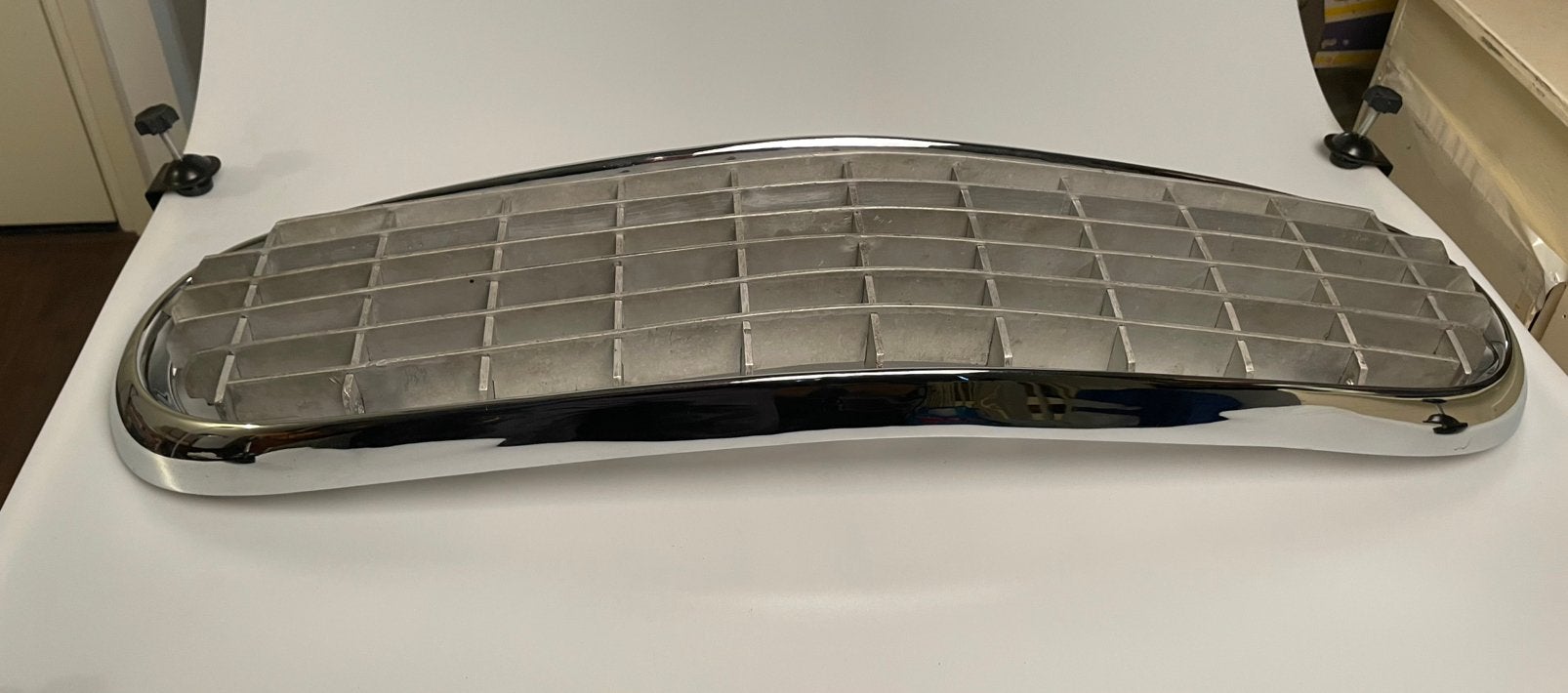 Volvo P1800 egg crate grille, Auto-onderdelen, Carrosserie en Plaatwerk, Ophalen of Verzenden, Volvo, Bumper