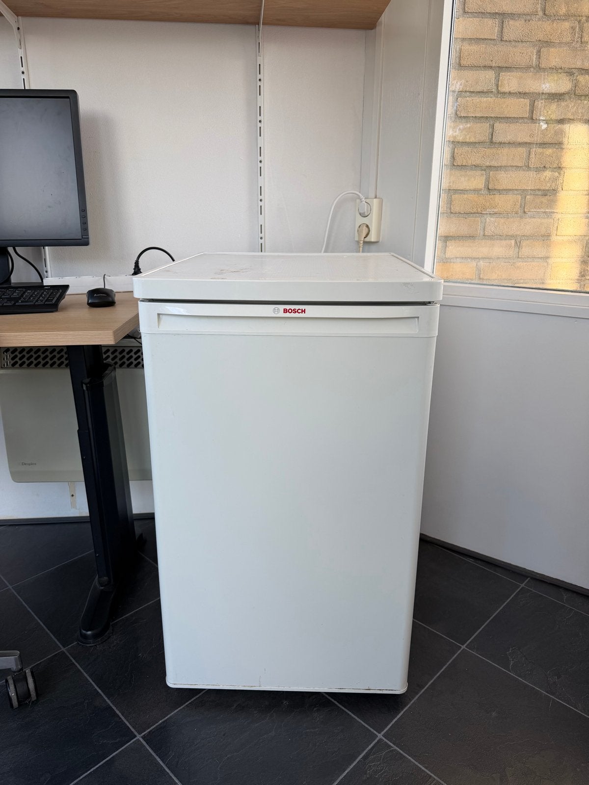 GRATIS Bosch Koelkast - Compact en Functioneel, Ophalen, Minder dan 85 cm, Minder dan 75 liter, 45 tot 60 cm