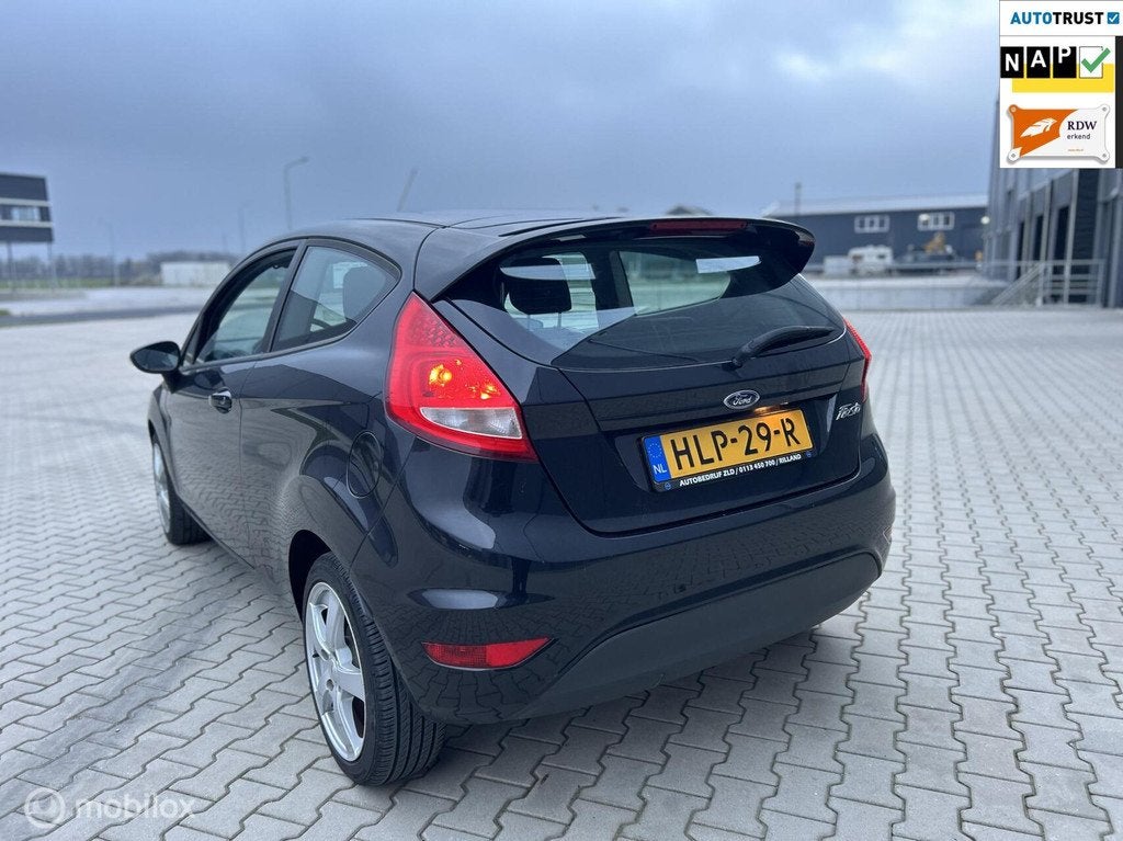 Ford Fiesta 1.25 Trend/APK/AIRCO/, Voorwielaandrijving, 1242 cc, 82 pk, Handgeschakeld