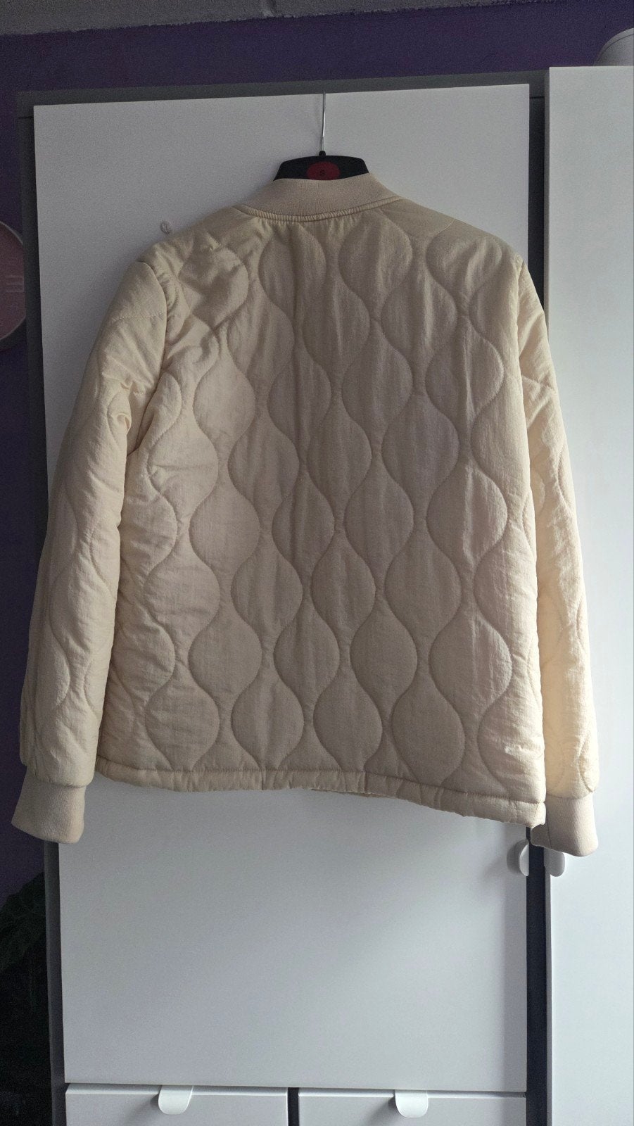Crèmekleurige gewatteerde jas, Beige, Ophalen, Maat 38/40 (M), Onbekend