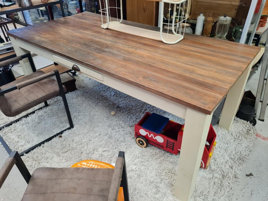 Robuuste houten eettafel met lade - Gebruikt 100x200x80 cm, Huis en Inrichting, Tafels | Eettafels, Ophalen, Gebruikt, Onbekend@voorbeeld.com