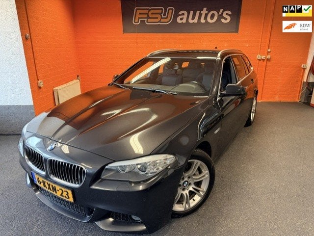 BMW 5-serie Touring 520i / AUTOMAAT / M-SPORT / TOPSTAAT!