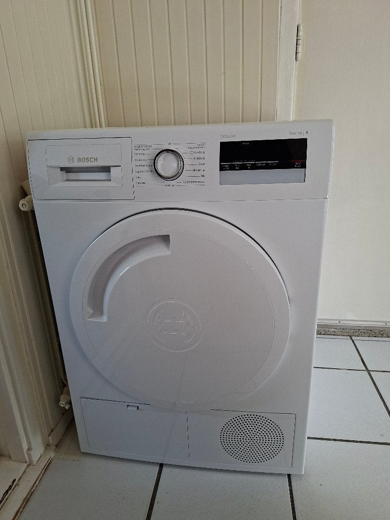 Wasdroger Bosch Serie 4, Witgoed en Apparatuur, Ophalen, 6 tot 8 kg, Gebruikt, Minder dan 85 cm