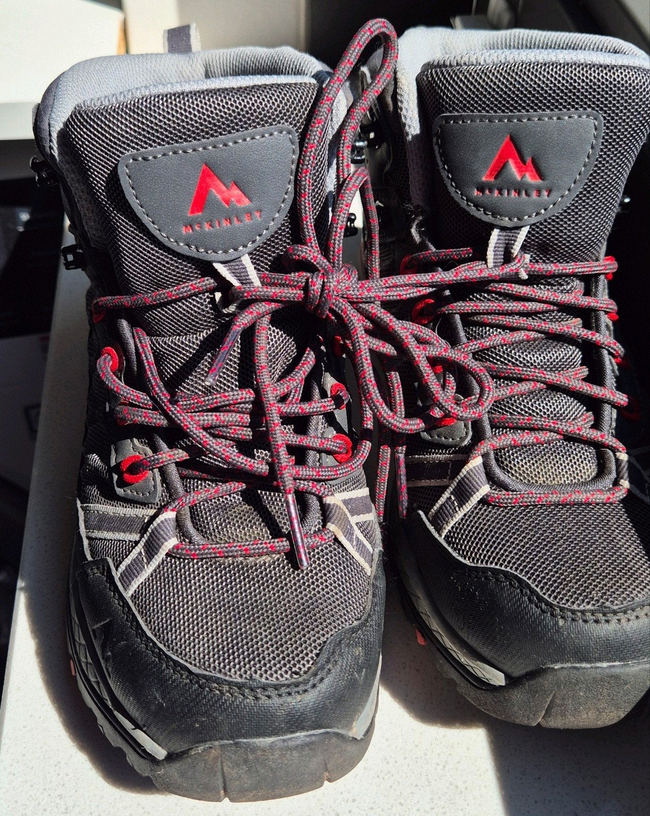 McKinley Kona V Mid AQX J bergschoenen - Maat 36, Sport en Fitness, Ophalen of Verzenden, Gebruikt, Schoenen