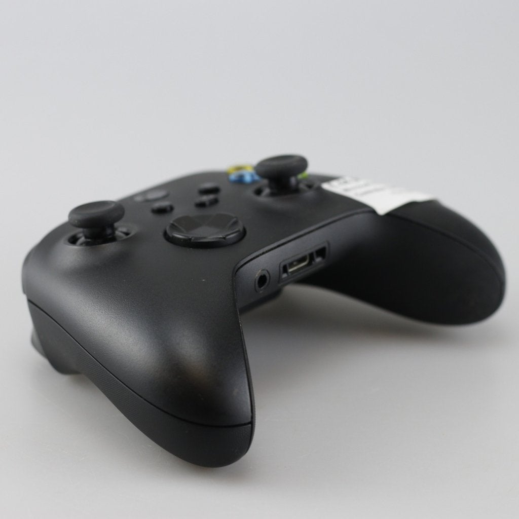 Microsoft Xbox Series S/X Controller Zwart, Spelcomputers en Games, Microsoft, Zo goed als nieuw, Support@microsoft.com, Microsoft Corporation
One Microsoft Way
Redmond, WA 98052-6399
USA