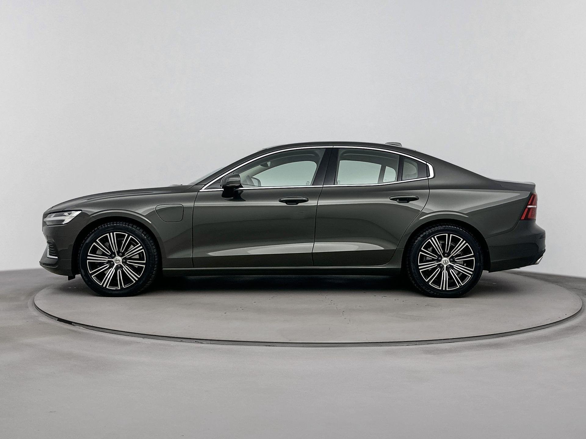 Volvo S60 2.0 Recharge T6 AWD Inscription 340PK | Automaat |, Auto's, Gebruikt, Euro 6, 4 cilinders, S60