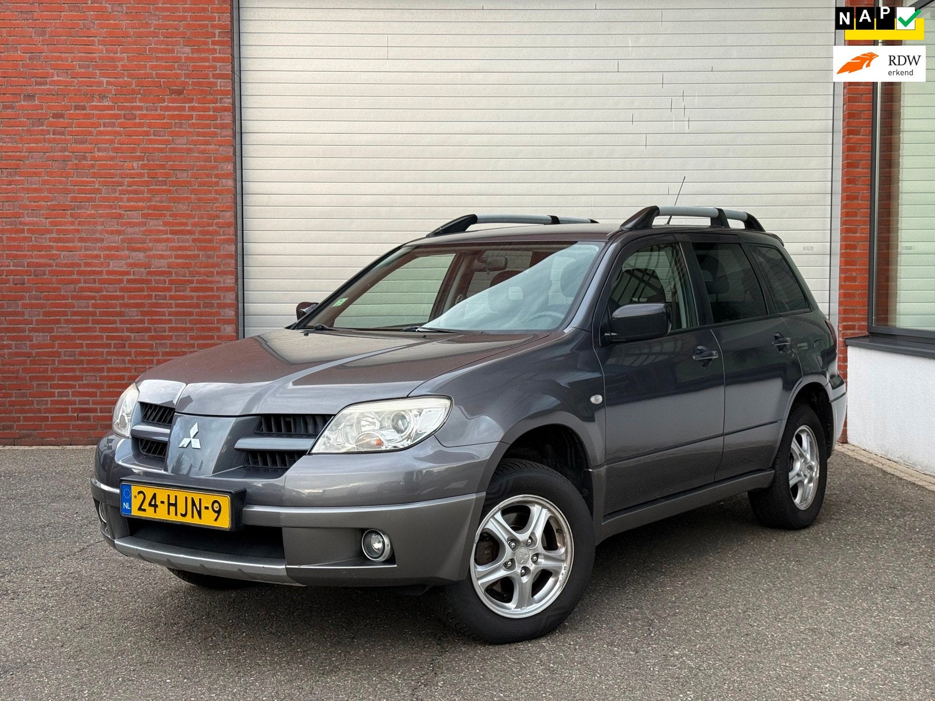 Mitsubishi Outlander Sport 2.0 Travel| AIRCO| NAP| TREKHAAK, Auto's, Voorwielaandrijving, Zwart, 4 cilinders, 1415 kg