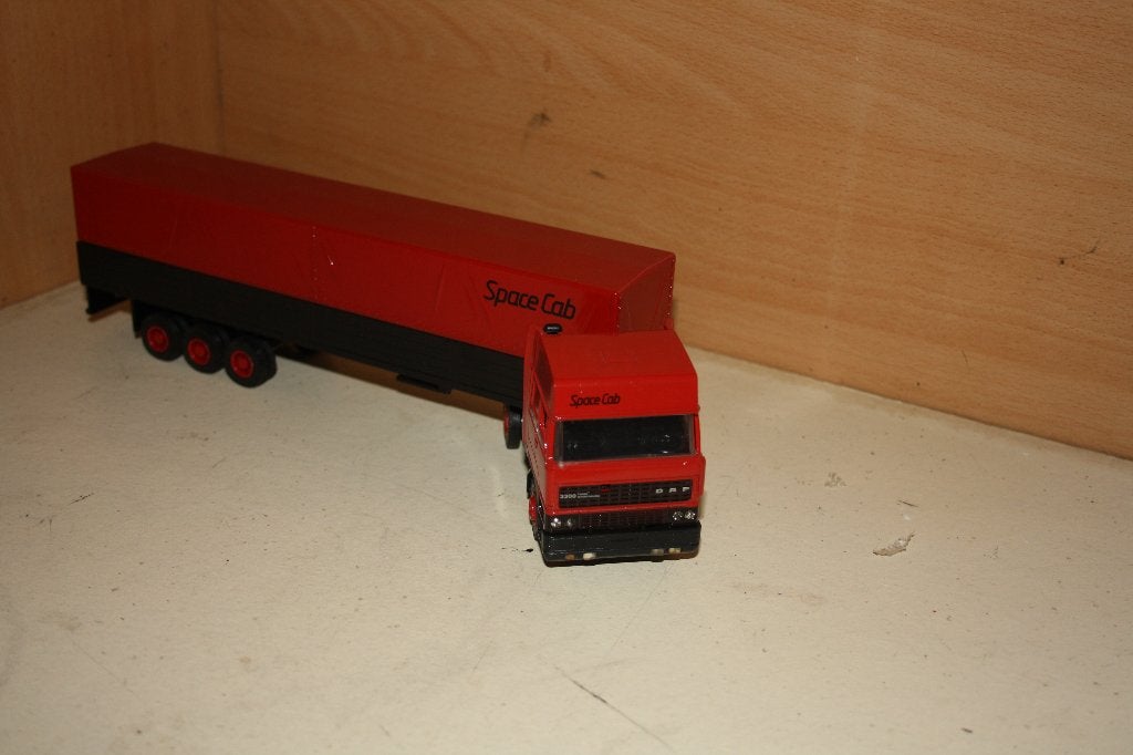 Daf SSC Space Cab, Hobby en Vrije tijd, Ophalen of Verzenden, Zo goed als nieuw, Bus of Vrachtwagen, Lion Toys