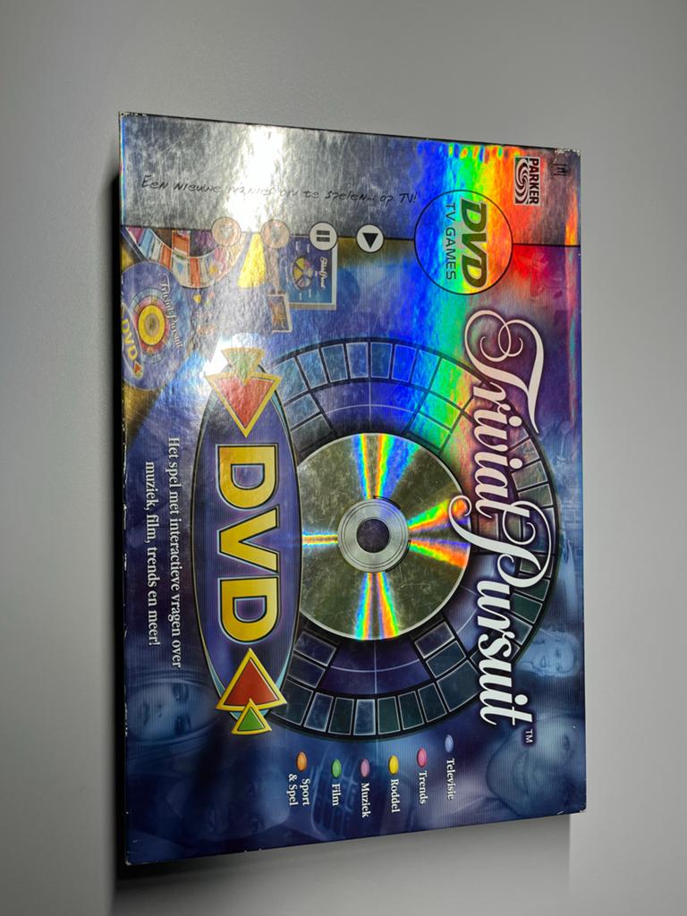 Trivial Pursuit DVD Editie - Compleet en Zo Goed als Nieuw, Drie of vier spelers, Ophalen of Verzenden, Zo goed als nieuw