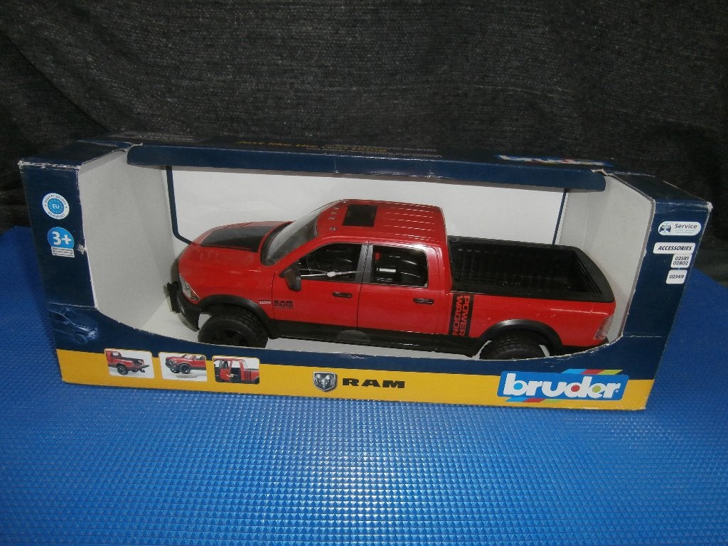 Bruder rode RAM 2500 Power Wagon - Nieuw in doos, Ophalen, Nieuw