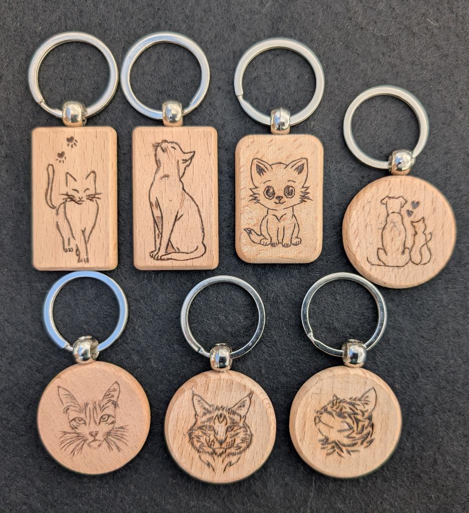 Houten sleutelhangers, handgemaakt (pyrografie), Ophalen of Verzenden, Nieuw