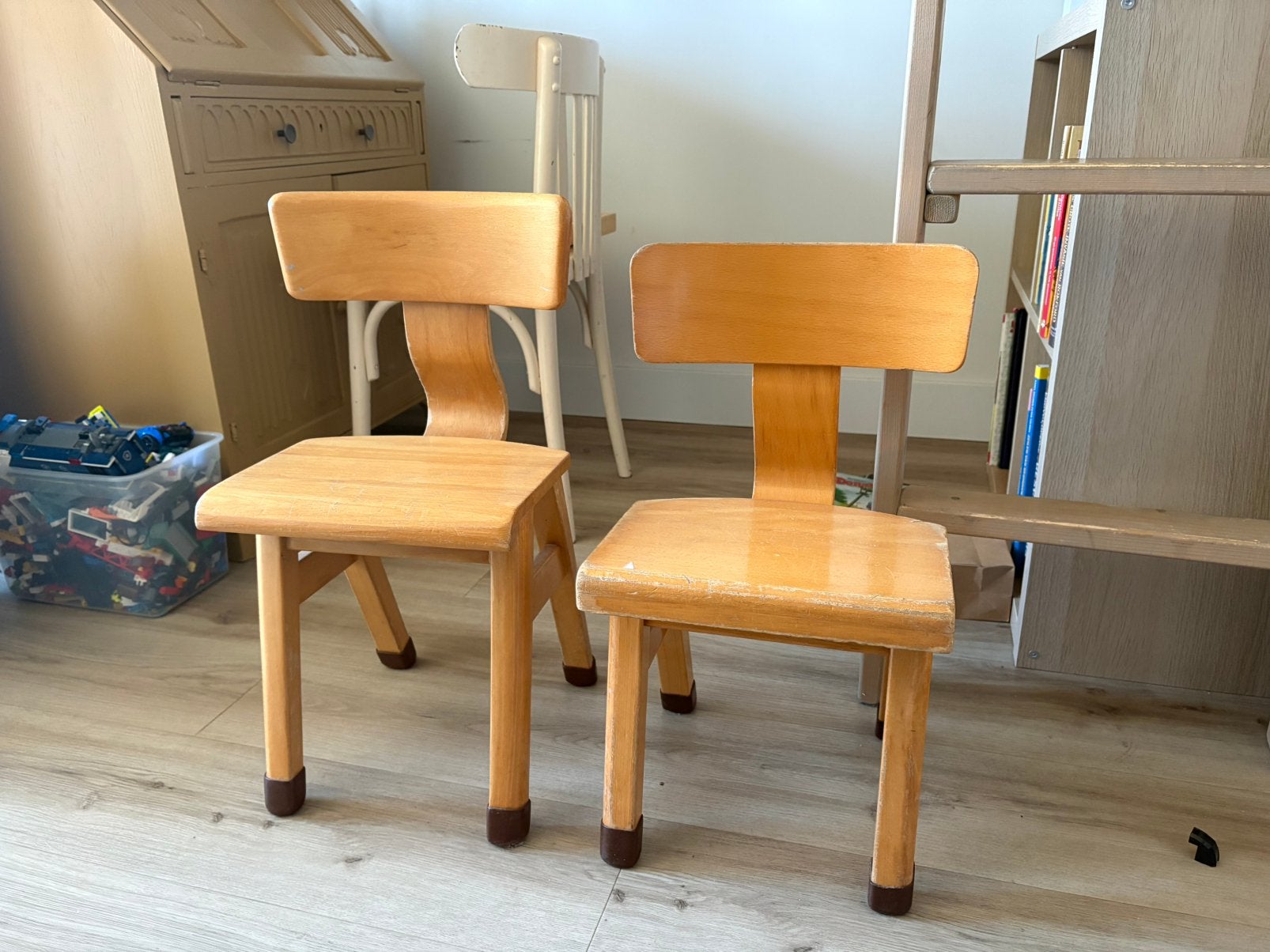 Vintage schoolstoeltjes - schoolstoel, Kinderen en Baby's, Ophalen, Gebruikt, Stoel(en)