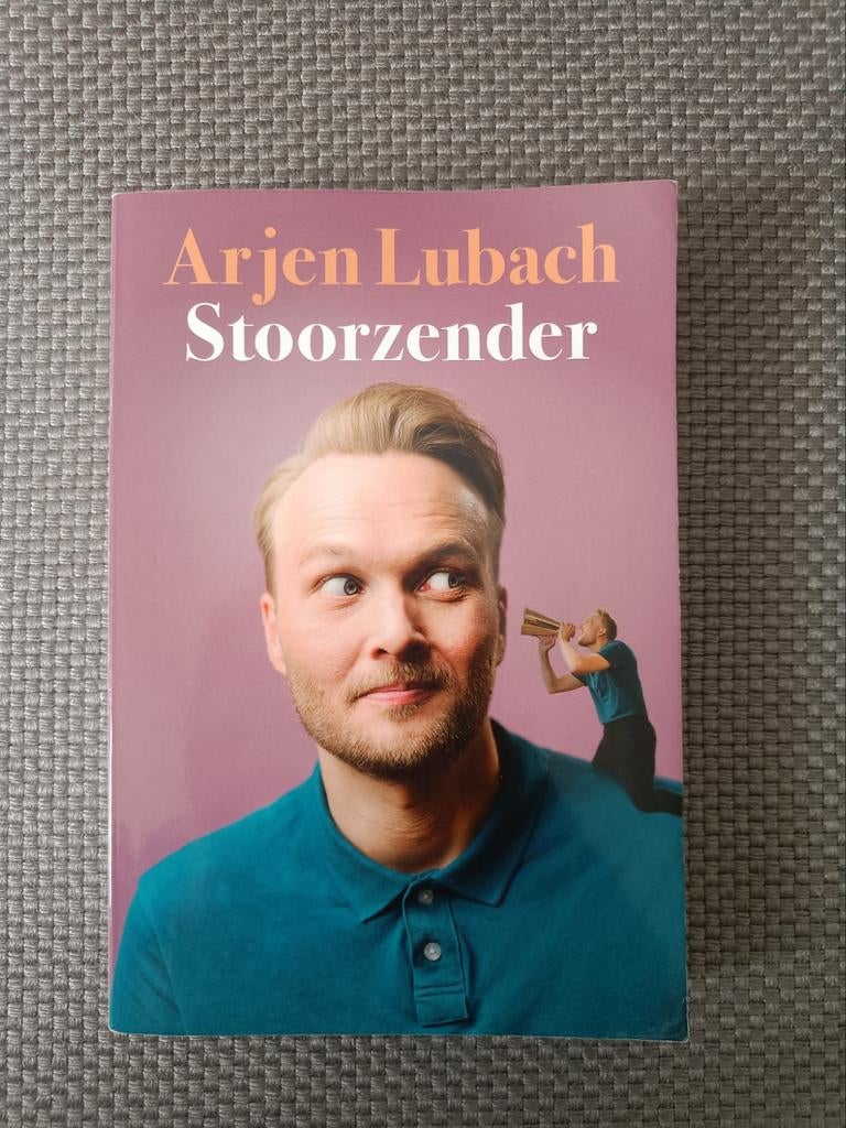 Arjen Lubach - Stoorzender boek, Boeken, Gelezen, Ophalen of Verzenden, Arjen Lubach, Nederland