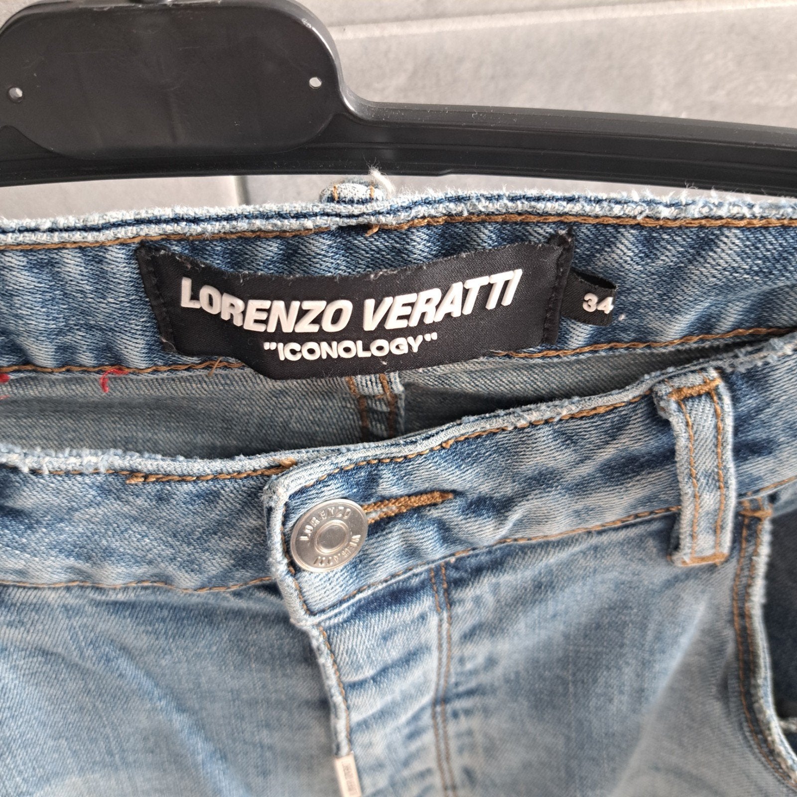 Foto 2 van Lorenzo Veratti Damaged Jeans Maat 34
