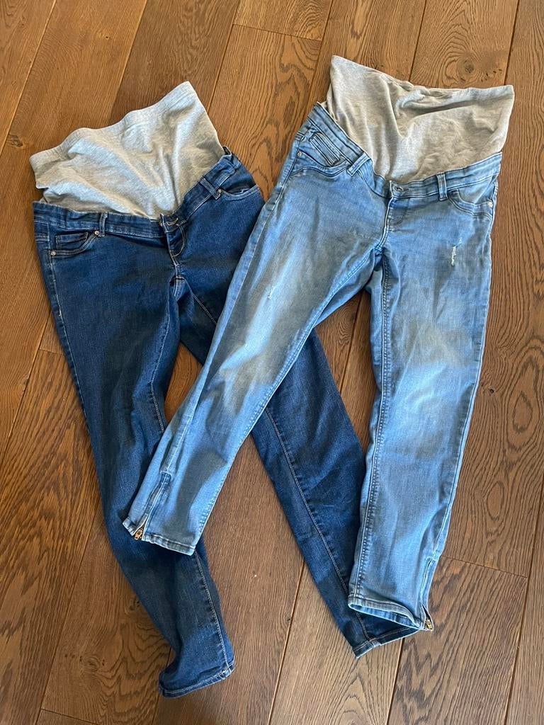 Twee zwangerschapsbroeken, Kleding | Dames, Positiekleding, Maat 38/40 (M), Blauw, Ophalen of Verzenden, Zo goed als nieuw