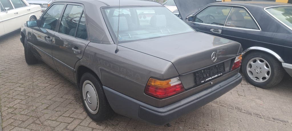 MERCEDES BENZ 200 E W124, foto 4