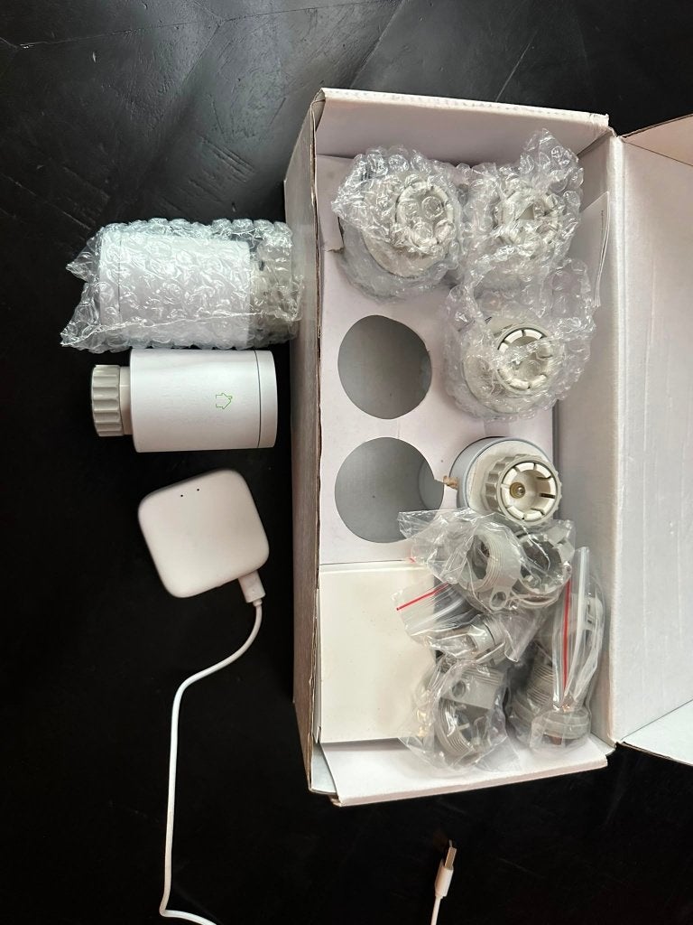 Smart Radiatorknoppen 6 stuks met Zigbee Hub, Ophalen of Verzenden, Nieuw