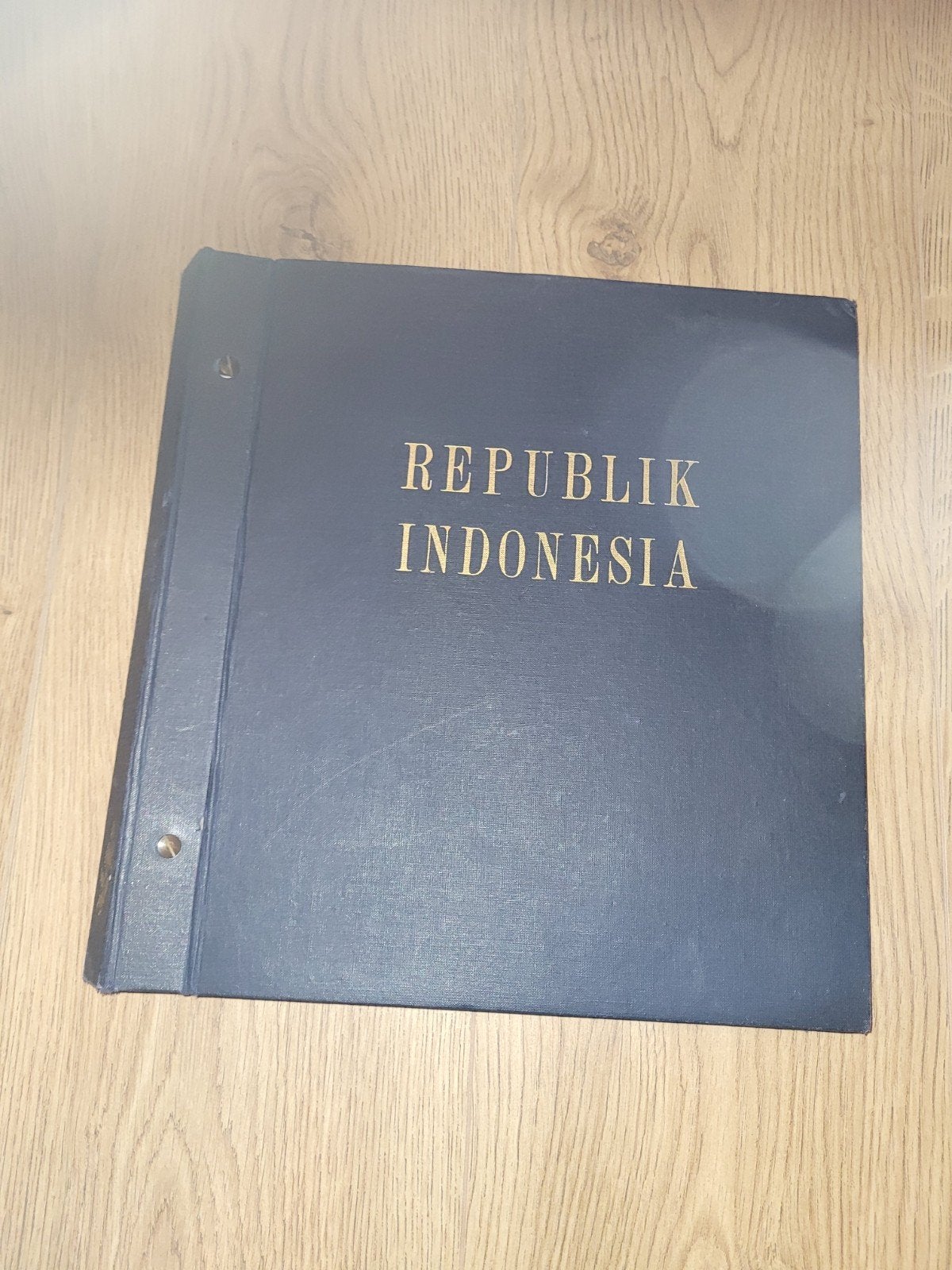 leuk zonnebloem album postzegels Indonesië, Ophalen of Verzenden, Zuidoost-Azië