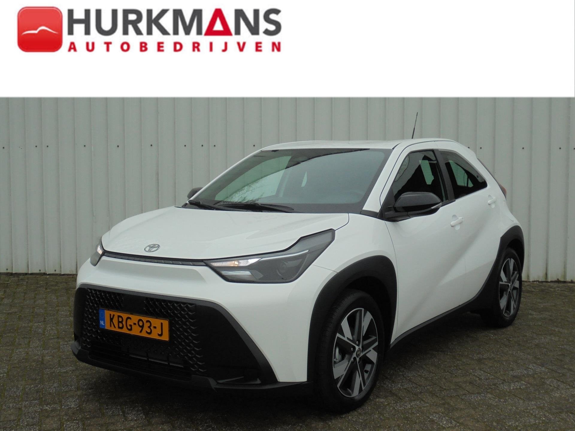 Toyota Aygo X 1.5 HYBRIDE AUTOMAAT NIEUW MODEL ! 12 KM, Automaat, Dealer onderhouden, Stof, Gebruikt