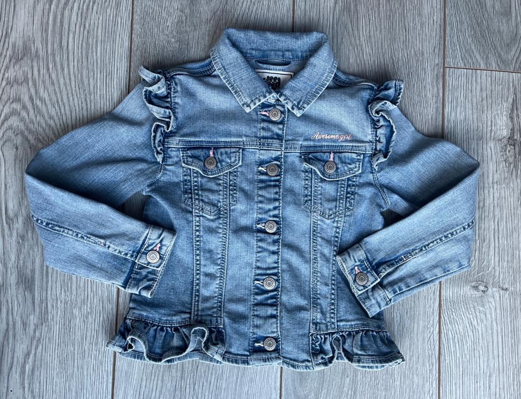 Spijkerjas meisje maat 110 met ruffles; NIEUW, Ophalen of Verzenden, Nieuw, Meisje, Jas