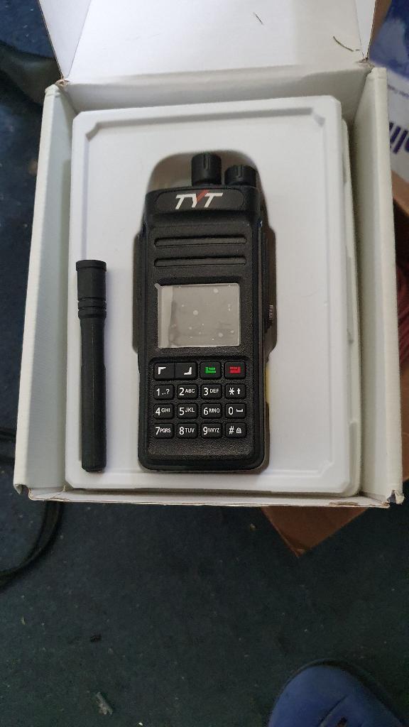 TYT portofoon md 398, Telecommunicatie, Portofoons en Walkie-talkies, Ophalen of Verzenden, Zo goed als nieuw, 15 km of meer, Portofoon of Walkie-talkie