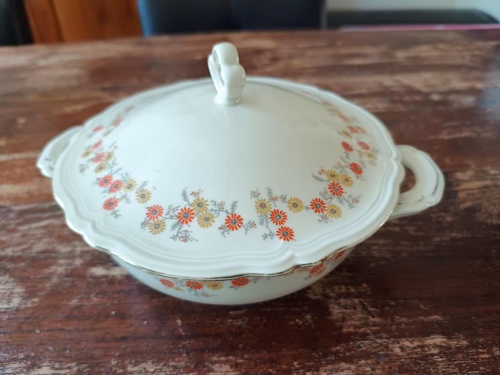 Geha Chippendale Servies: 3 Schalen en juskom, Ophalen of Verzenden