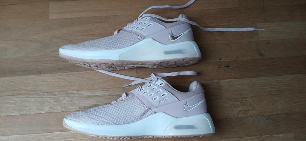 Nike Air Max roze maat 36.5 EUR 6US 23cm. Zgan, Meisje, Sportschoenen, Ophalen of Verzenden, Zo goed als nieuw