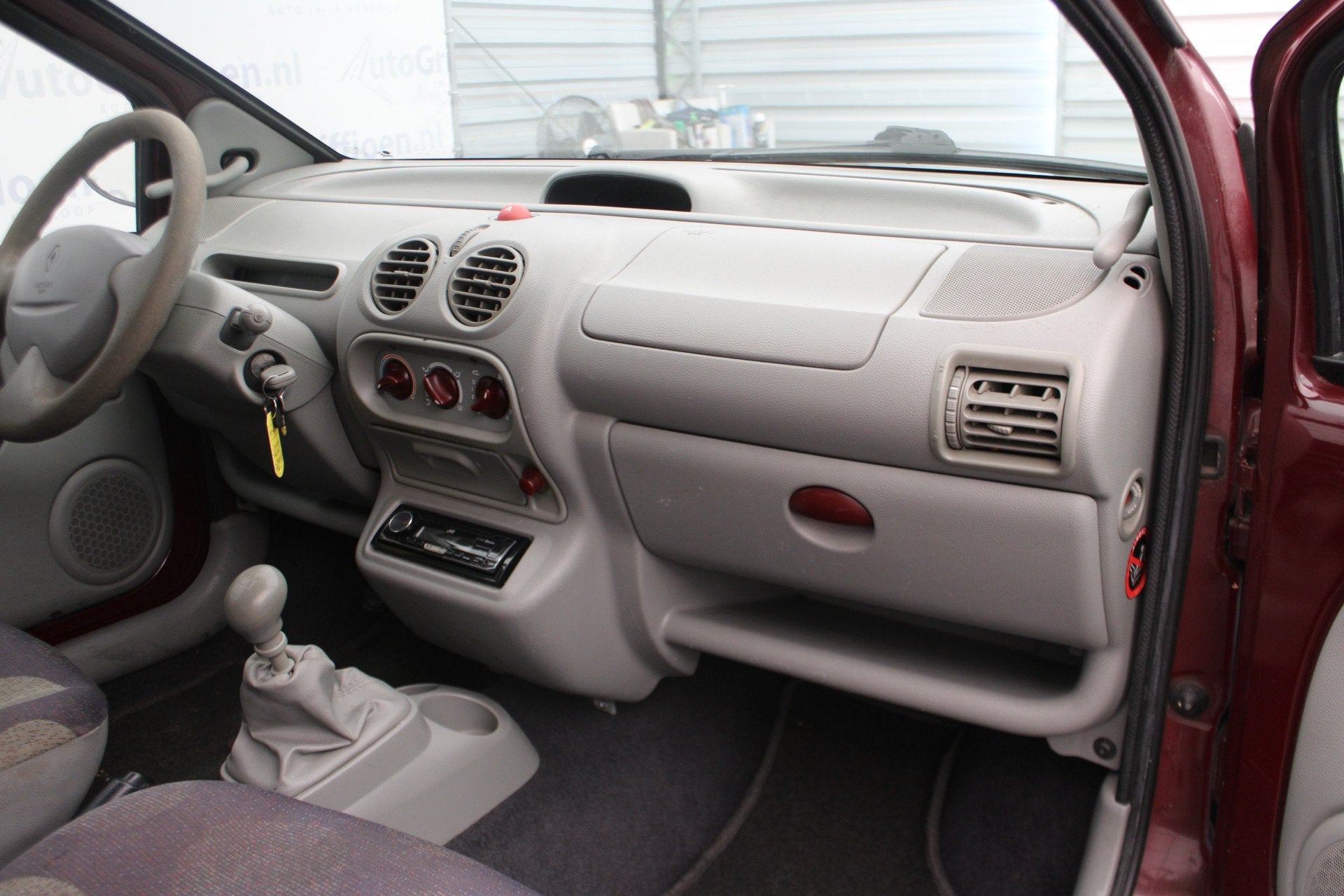 Renault Twingo 1.2 Authentique met open dak (bj 2001), foto 12