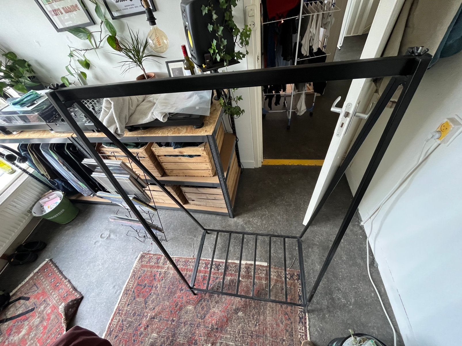 Kledingrek zwart, Ophalen of Verzenden, Zo goed als nieuw