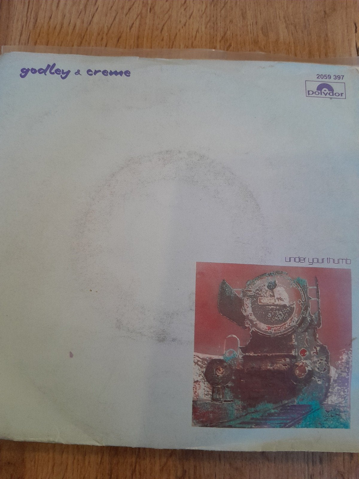 Godley & creme 7inch under your thumb, Ophalen of Verzenden, Zo goed als nieuw, Pop