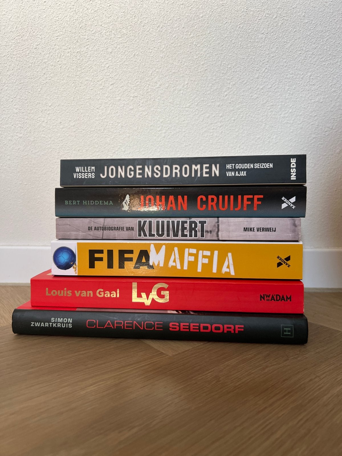 Voetbalboeken: Cruijff, Seedorf, Kluivert, Louis van Gaal, Ophalen of Verzenden, Gelezen, Balsport