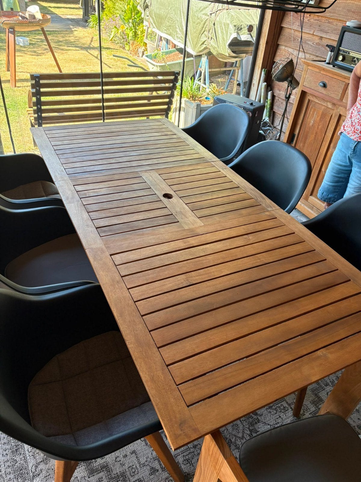 HardHouten inklapbare tuintafel, Ophalen, Eettafel, 6 zitplaatsen, Zo goed als nieuw