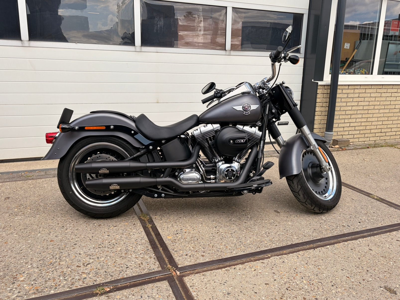 Harley-Davidson FatBoy Special Lo- NIEUWST.- 5HD J&H -4400km, 2 cilinders, Sportuitlaat, Gebruikt, Particulier