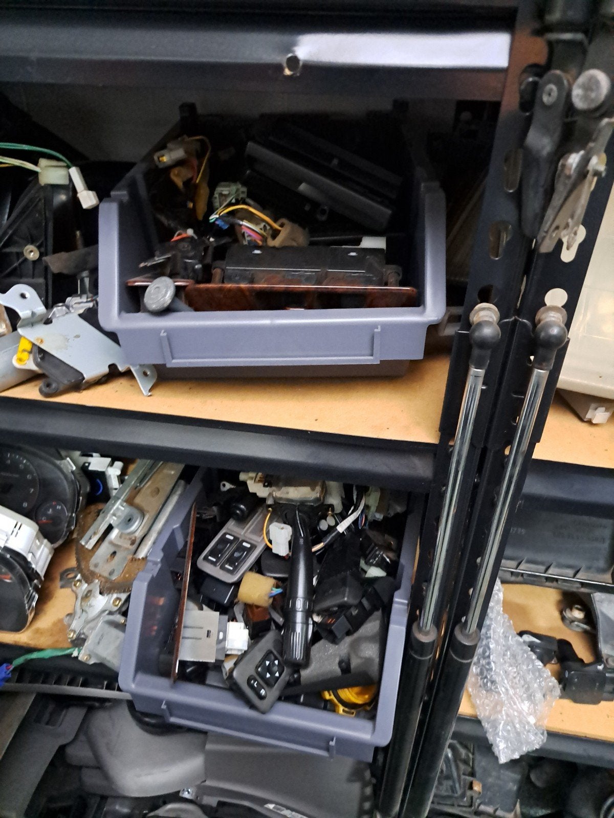 Subaru elektra, ecu, knoppen cluster etc voor meerdere types, Ophalen of Verzenden, Gebruikt, Subaru