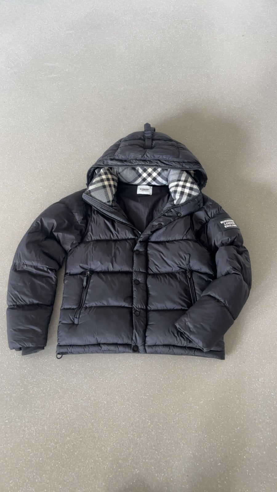 Burberry Puffer Jacket Zwart Maat S (valt als S/M), Ophalen of Verzenden, Zo goed als nieuw, Maat 48/50 (M), Zwart