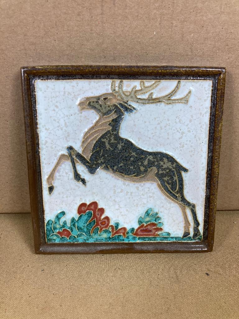 Porceleyne Fles cloisonne tegel Hert, Antiek en Kunst, Ophalen of Verzenden