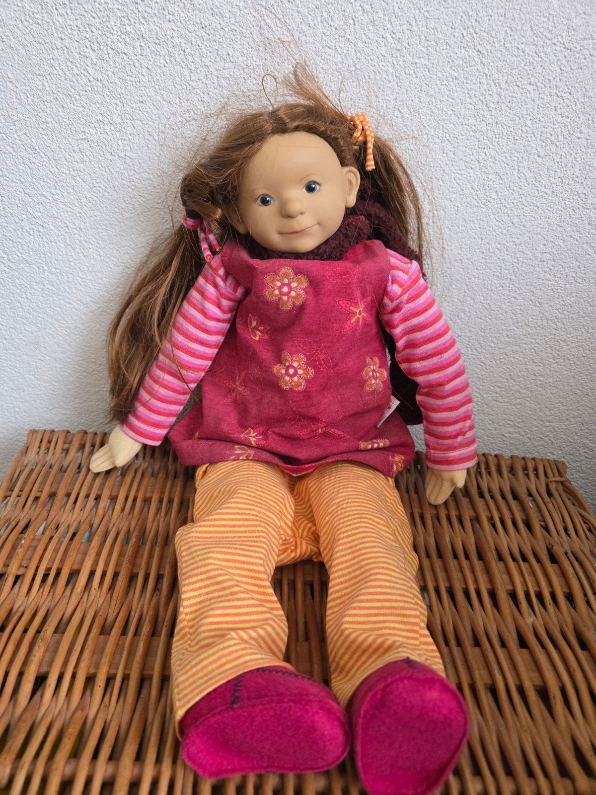 Mooie stoffen pop met kleding, Ophalen of Verzenden, Gebruikt, Overige typen