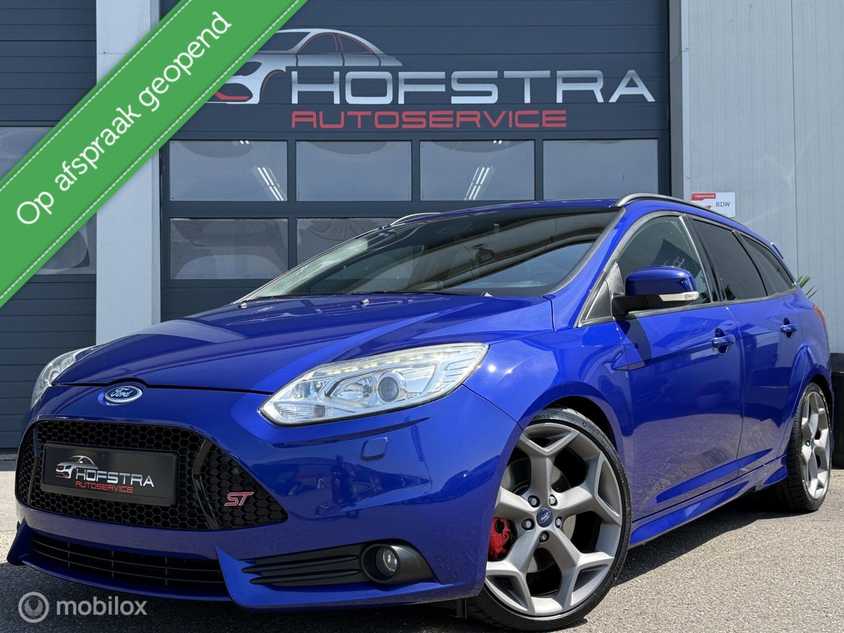 Ford Focus Wagon 2.0 EcoBoost ST-2 Stoelverw 19inch UNIEK!, Euro 5, Gebruikt, Blauw, Handgeschakeld