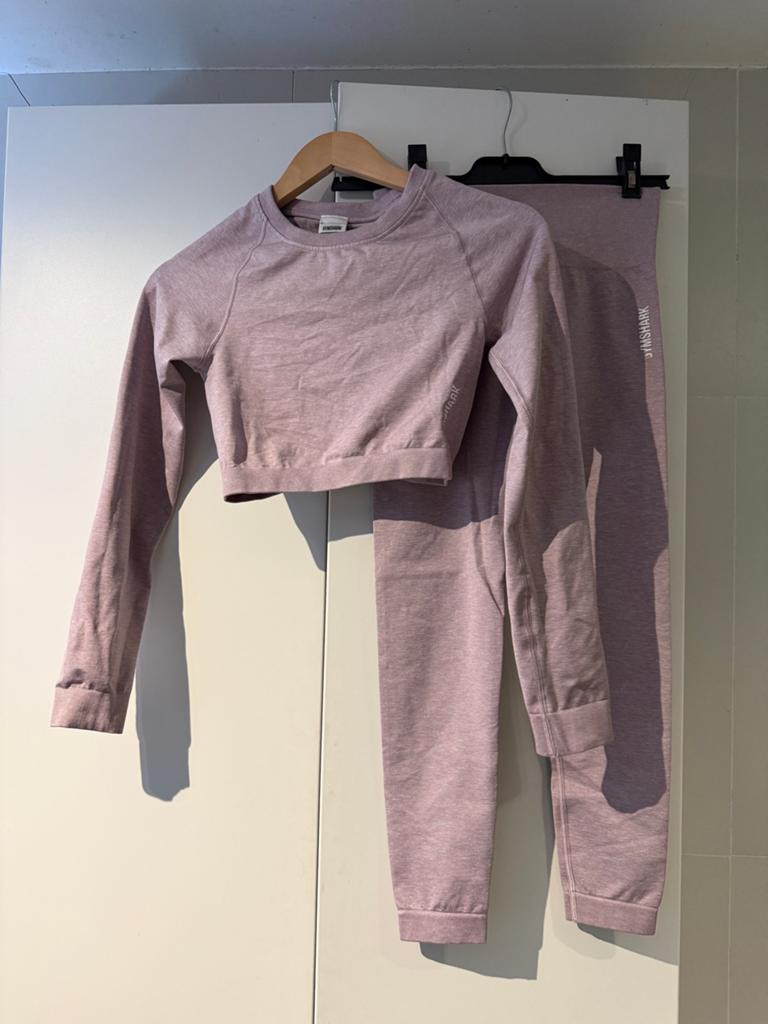 Gymshark Lila Gym Set - Top & Legging Maat S, Kleding | Dames, Sportkleding, Paars, Ophalen of Verzenden, Fitness of Aerobics