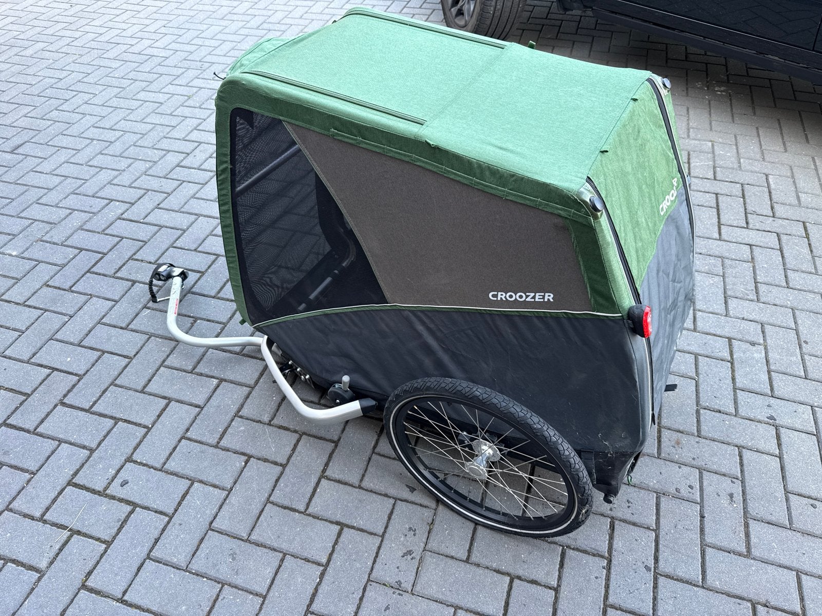 Croozer hondenkar XXL, Ophalen