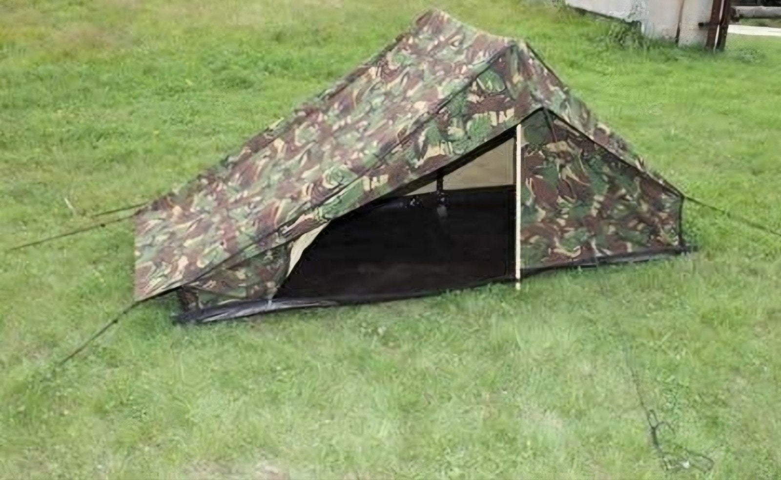 2x Militair camouflage tentje - 2 persoons, Ophalen, Gebruikt, Tot en met 2