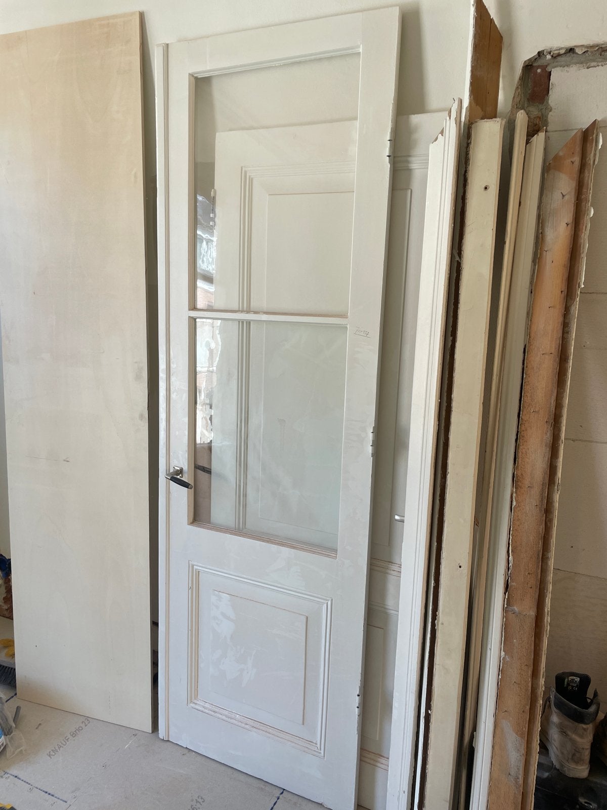 2 Witte binnendeuren met glas (met spoed weg), Doe-het-zelf en Verbouw, Deuren en Horren, Ophalen, Gebruikt, Minder dan 80 cm
