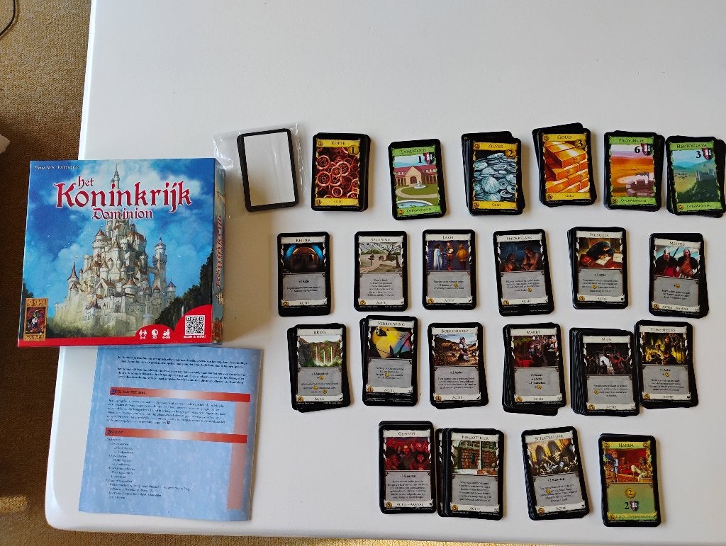 Spel Het koninkrijk voorloper van Dominion kaartspel, Een of twee spelers, Ophalen of Verzenden, Zo goed als nieuw, 999 Games