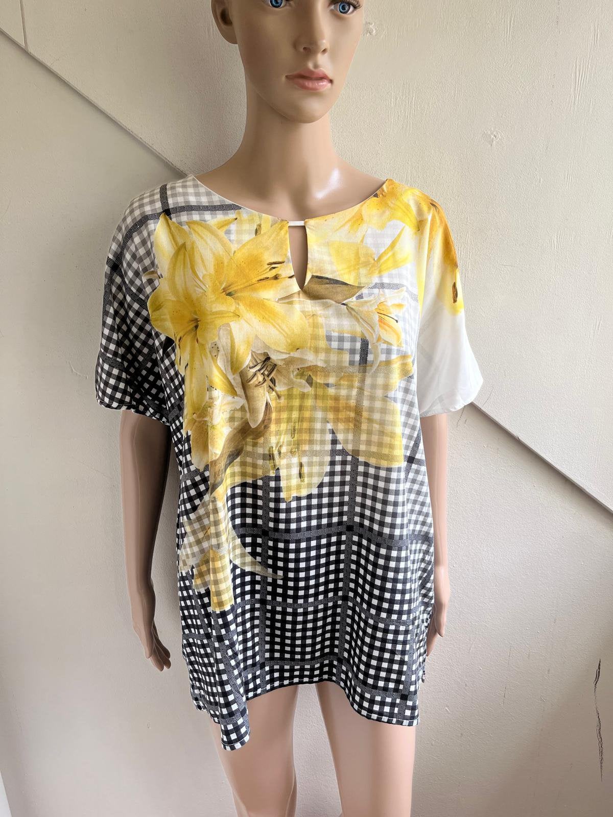 Gerry Weber top shirt maat 46 geel zwart wit bloemen blok, Geel, Maat 46/48 (XL) of groter, Ophalen of Verzenden, Zo goed als nieuw
