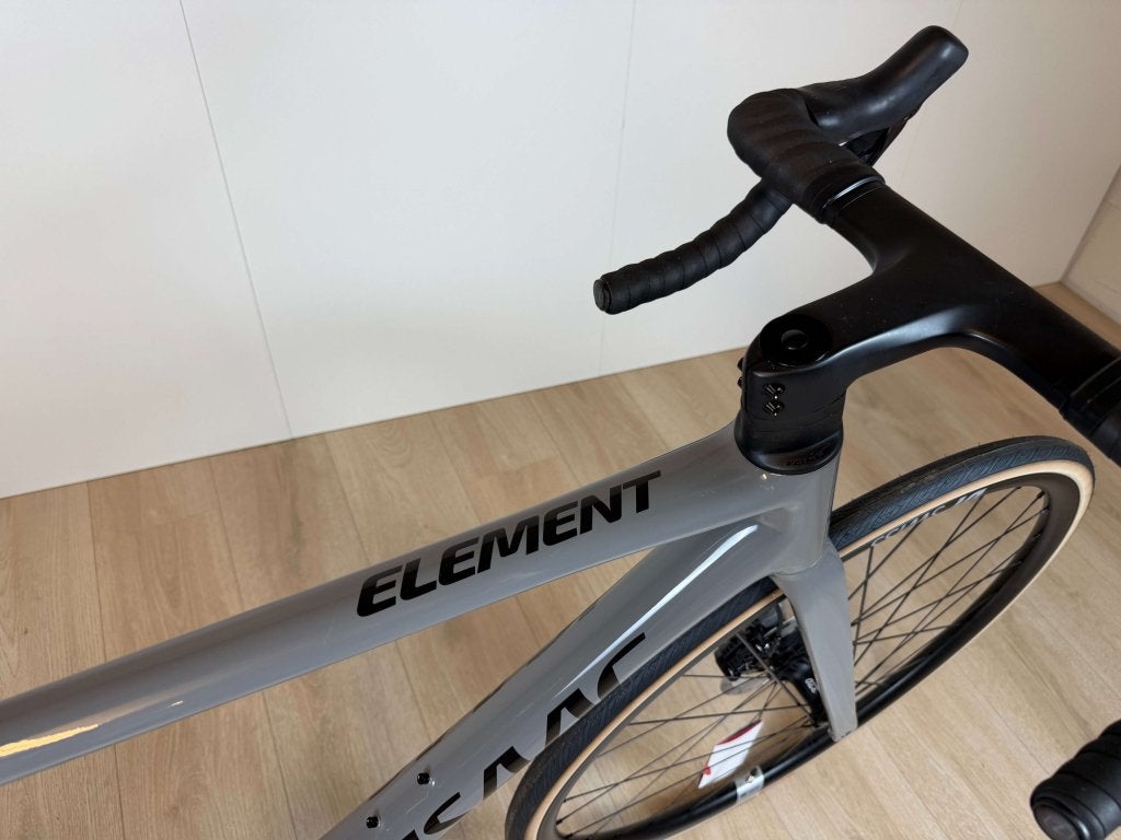 Isaac Element - Ultegra Di2 12s - Dt Swiss - M - Demo, 28 inch, Carbon, Heren, Niet ingevuld