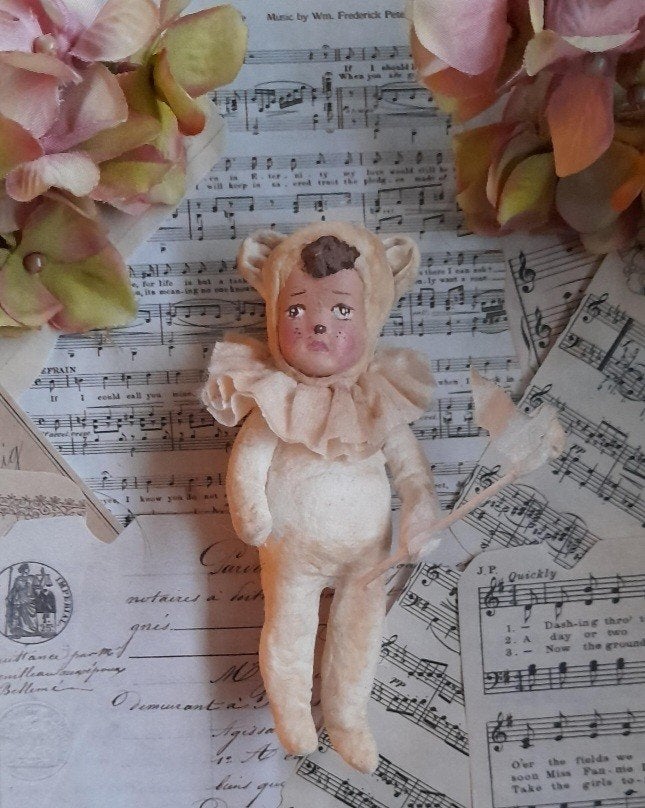 Mooi brocante wattenpop beertje met vlaggetje feathertree, Antiek en Kunst, Ophalen of Verzenden