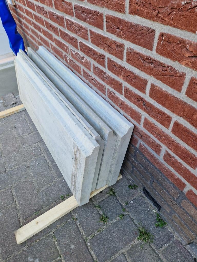 Betonnen kantplank met sponning, Ophalen, Nieuw