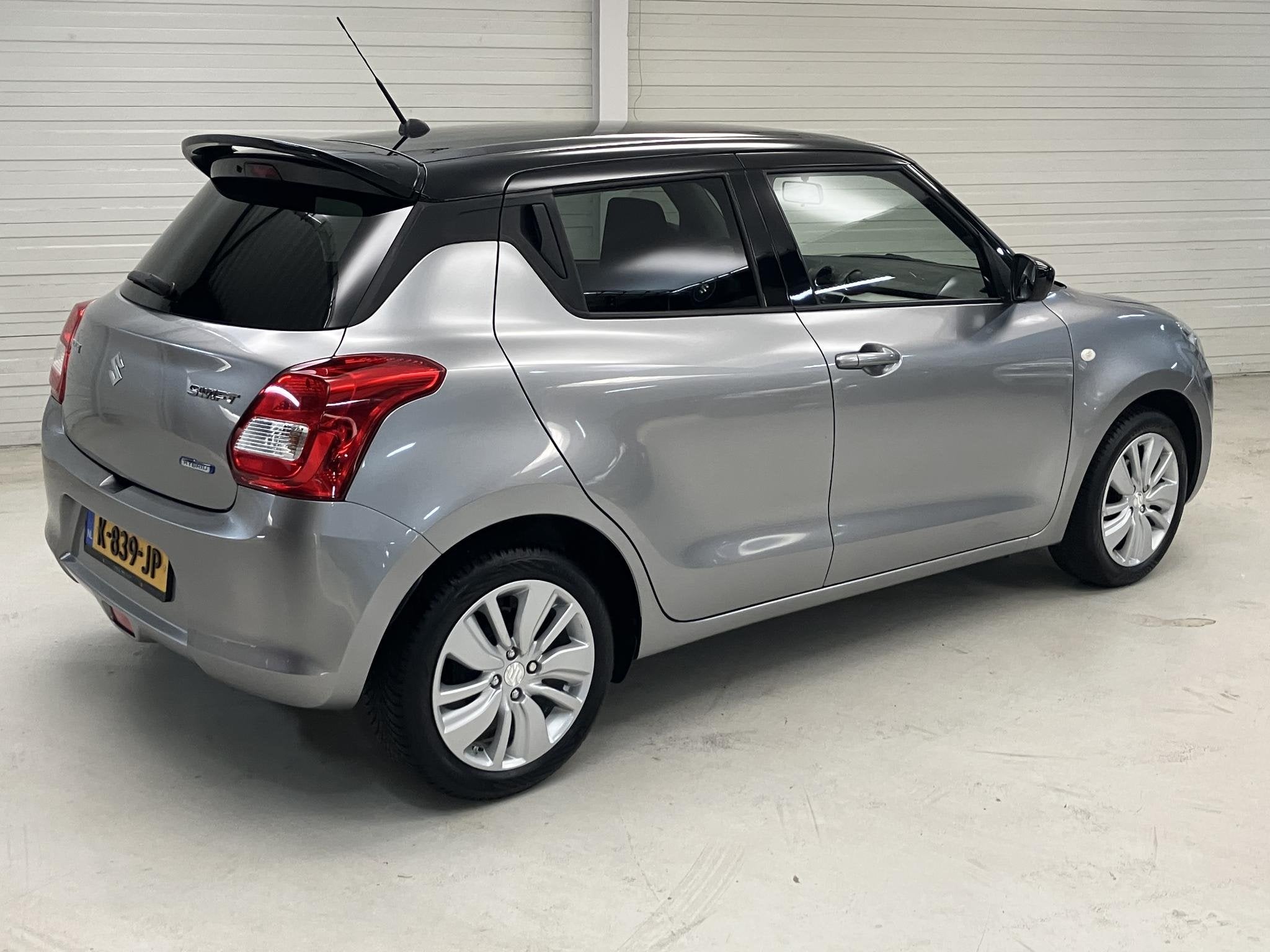 Suzuki Swift 1.2 Select Smart Hybrid / Fabrieksgarantie t/m, Auto's, Suzuki, Voorwielaandrijving, Stof, Gebruikt, 4 cilinders