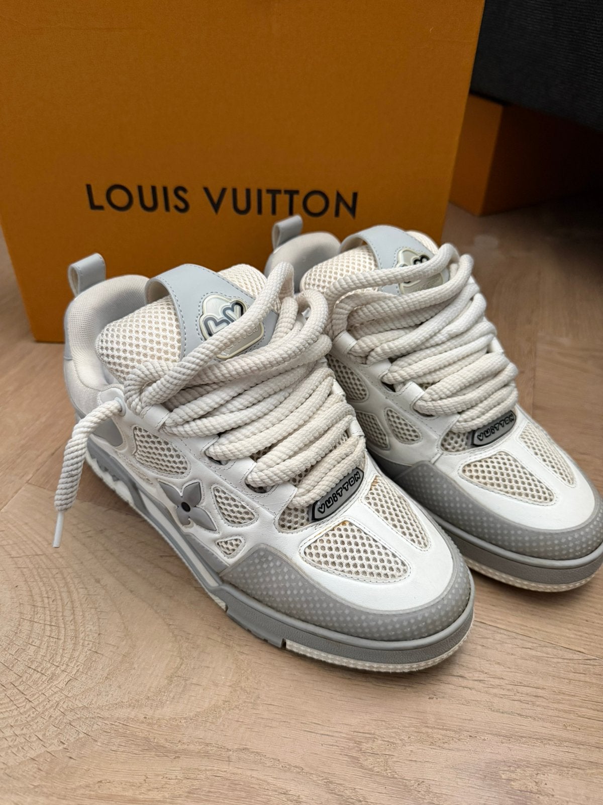 LV Skate Sneaker 42, Wit, Ophalen of Verzenden, Sneakers of Gympen, Zo goed als nieuw